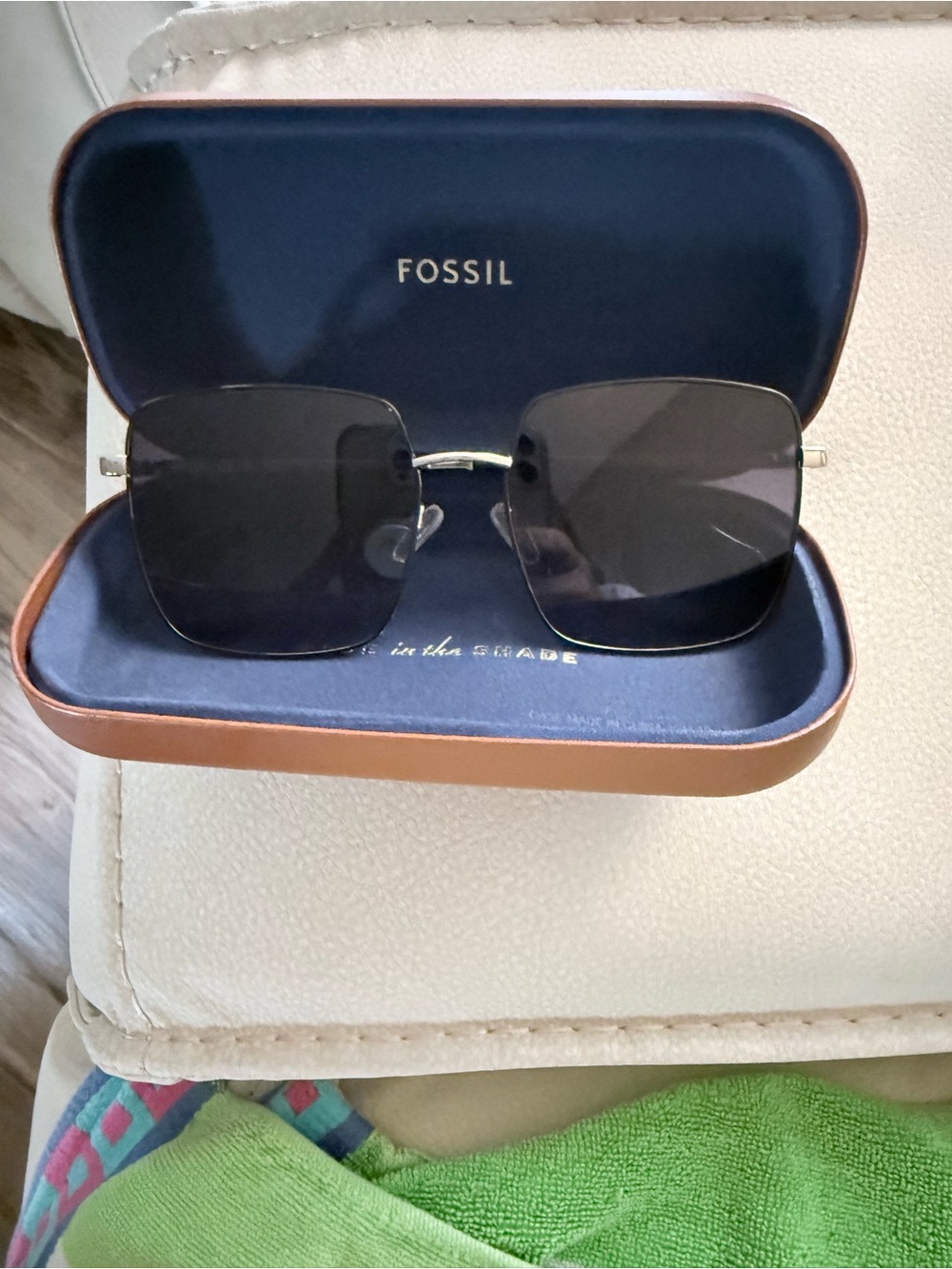 Fossil Men’s Black Lens Silver Frame Square Sunglasses